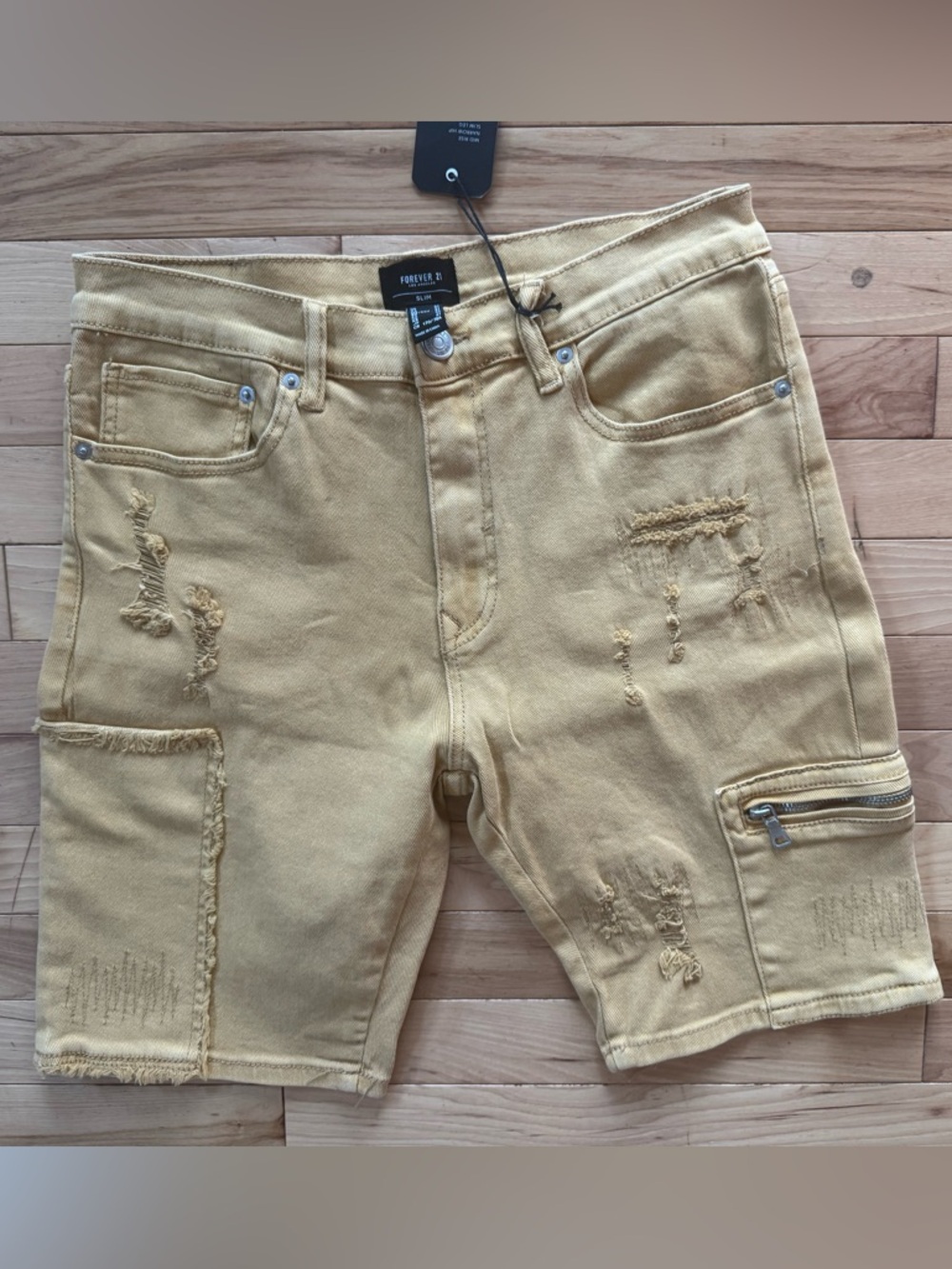 Cargo Denim Shorts men’s size 31 Forever 21 Distressed slim fit